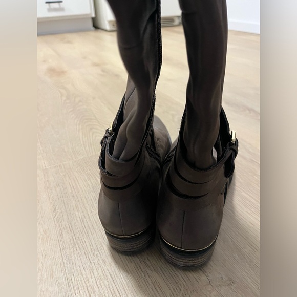 Steve Madden Albany Boots - Picture 7 of 11